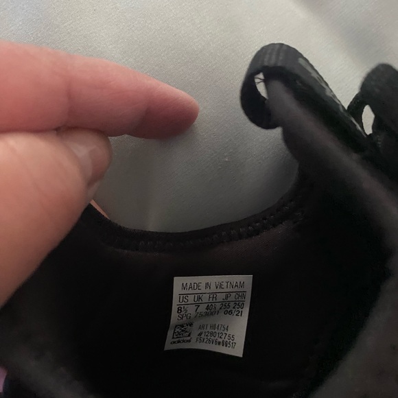 Adidas Prime green NWOT or Box - Picture 5 of 5